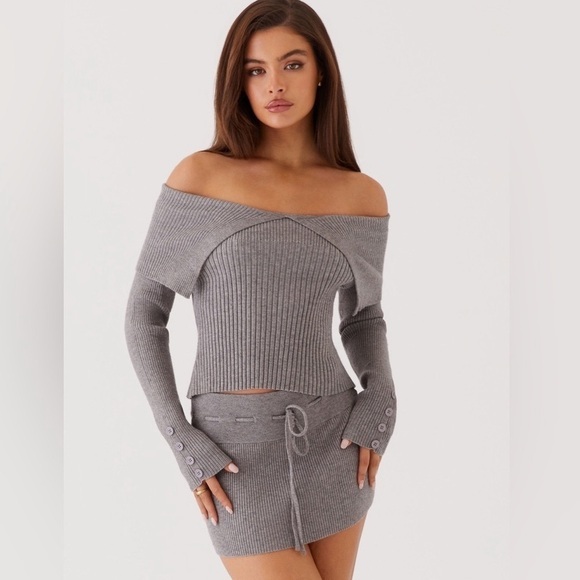 Peppermayo long sleeve knit off shoulder sweater top gray NWT